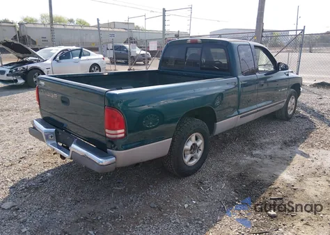 1998 Dodge Dakota Slt/Sport z USA, uszkodzony, nr VIN 1B7GL22Y8WS621519
